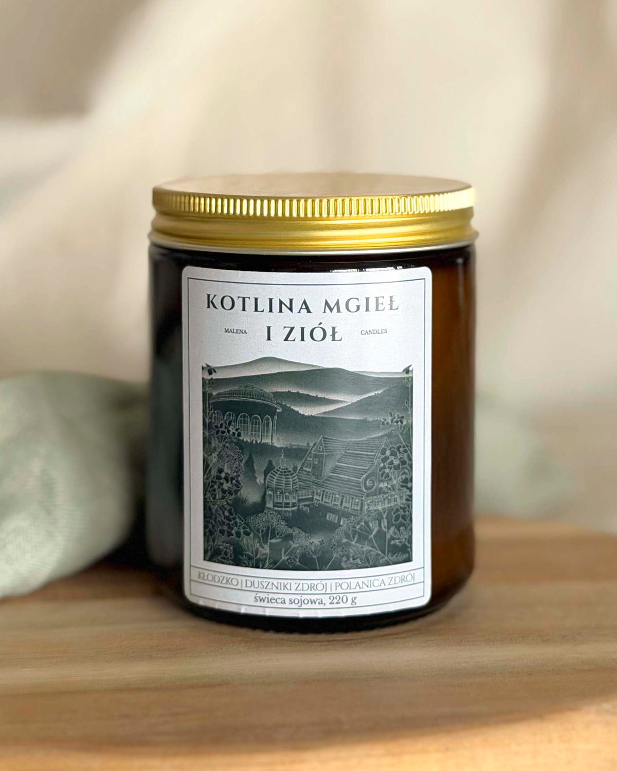 Kotlina Mgieł i Ziół  - świeca sojowa